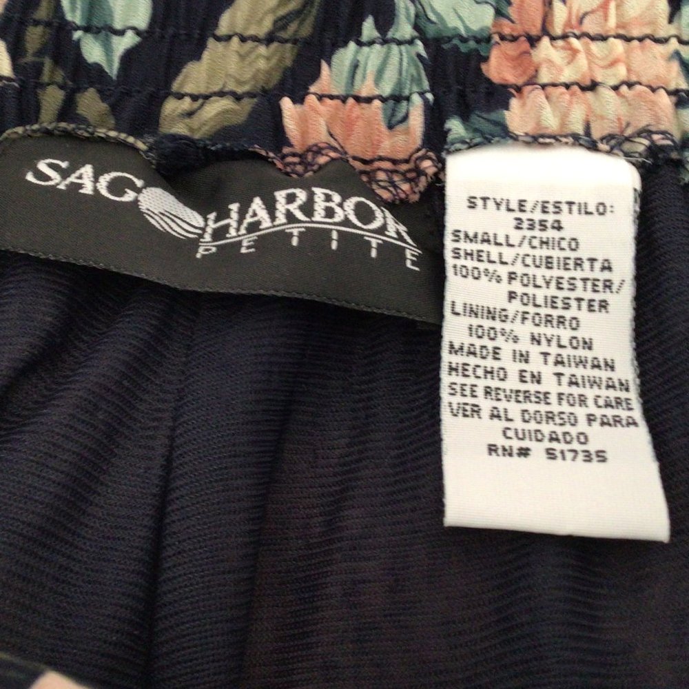 Sag Harbor - Navy blue skirt with pink flowers and two shades of green foliage - Picture 7 of 8